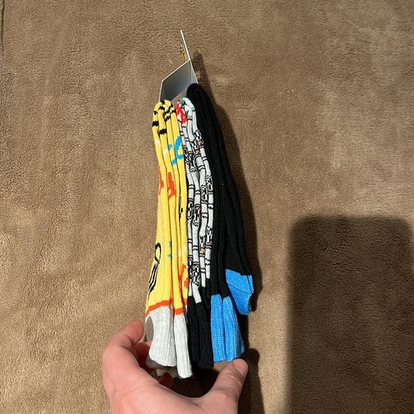 Friends brand new socks - Picture 2 of 3